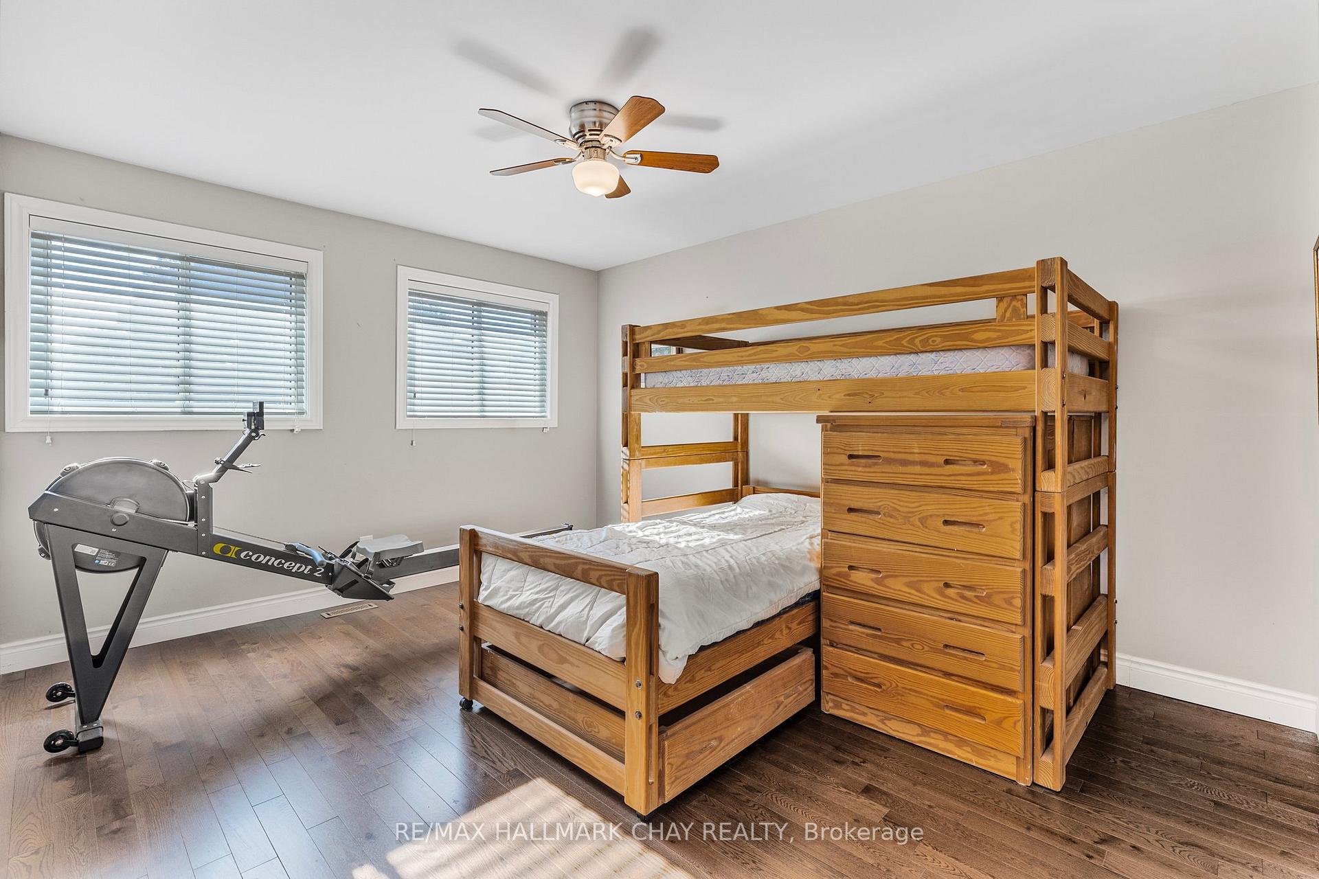 Photo 17 of 24 Dyer Boulevard, Barrie, Holly — HOMEH