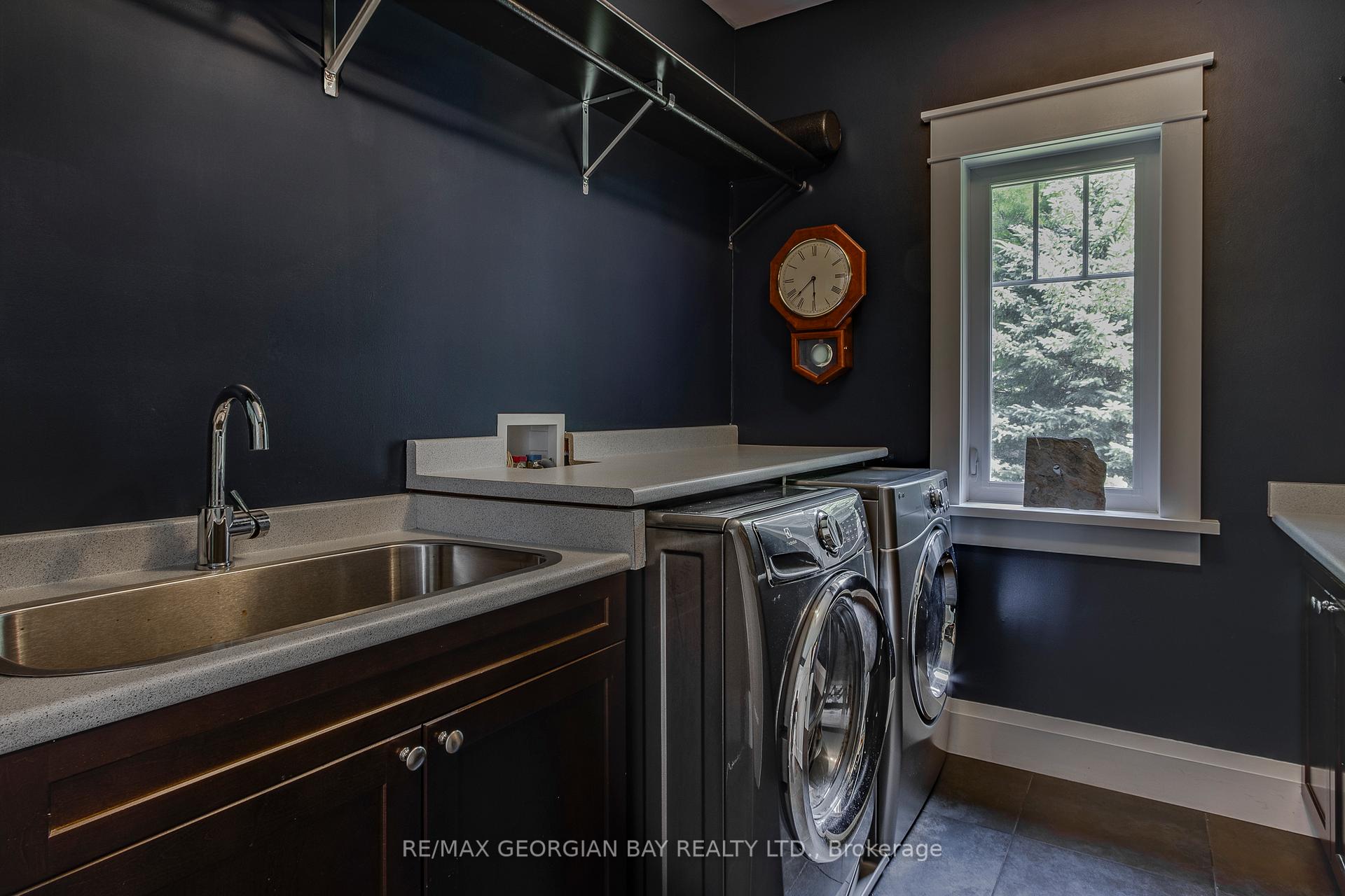 Photo 11 of 148 Goldfinch Crescent, Tiny, Rural Tiny — HOMEH