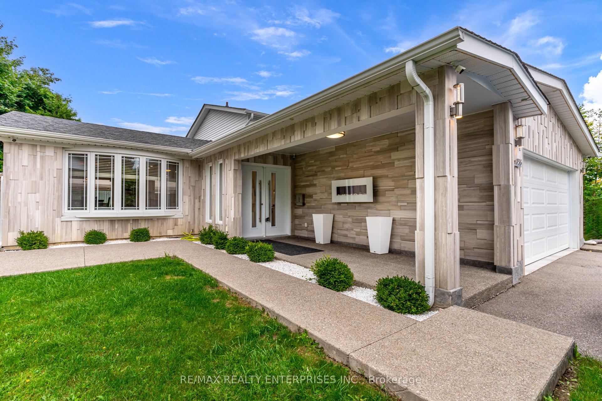 Photo 3 of 236 Bartley Bull Parkway, Brampton, Brampton East — HOMEH