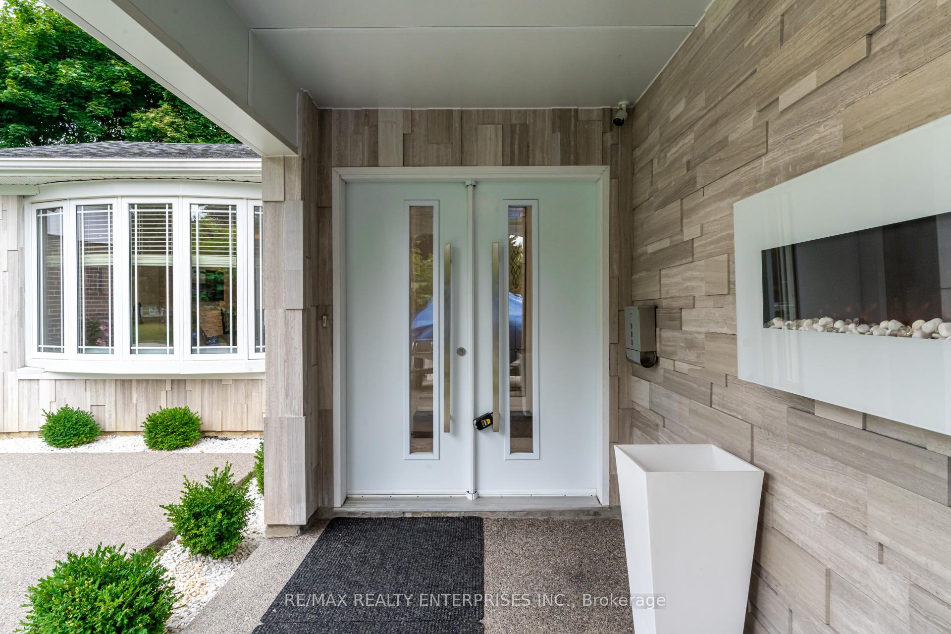 Photo 5 of 236 Bartley Bull Parkway, Brampton, Brampton East — HOMEH