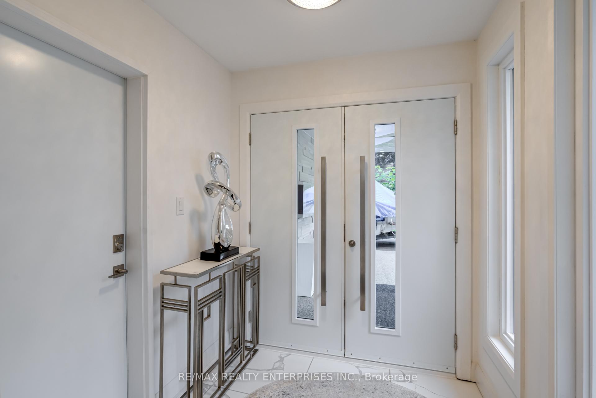 Photo 6 of 236 Bartley Bull Parkway, Brampton, Brampton East — HOMEH