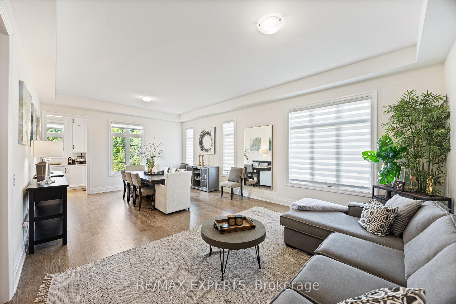 Photo 9 of 18 Enclave Court, Vaughan, Kleinburg — HOMEH