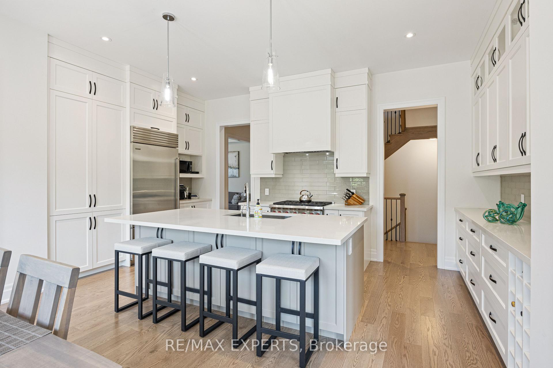 Photo 21 of 18 Enclave Court, Vaughan, Kleinburg — HOMEH