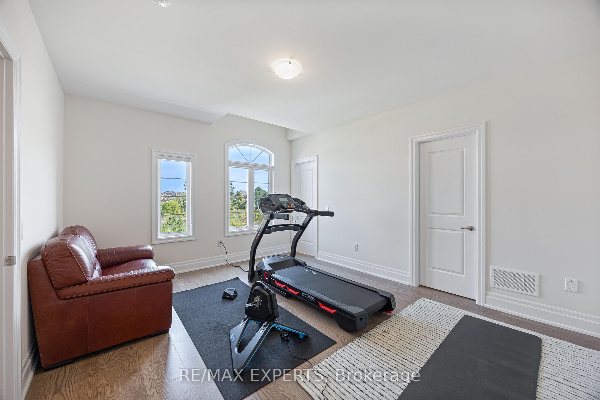 Photo 27 of 18 Enclave Court, Vaughan, Kleinburg — HOMEH