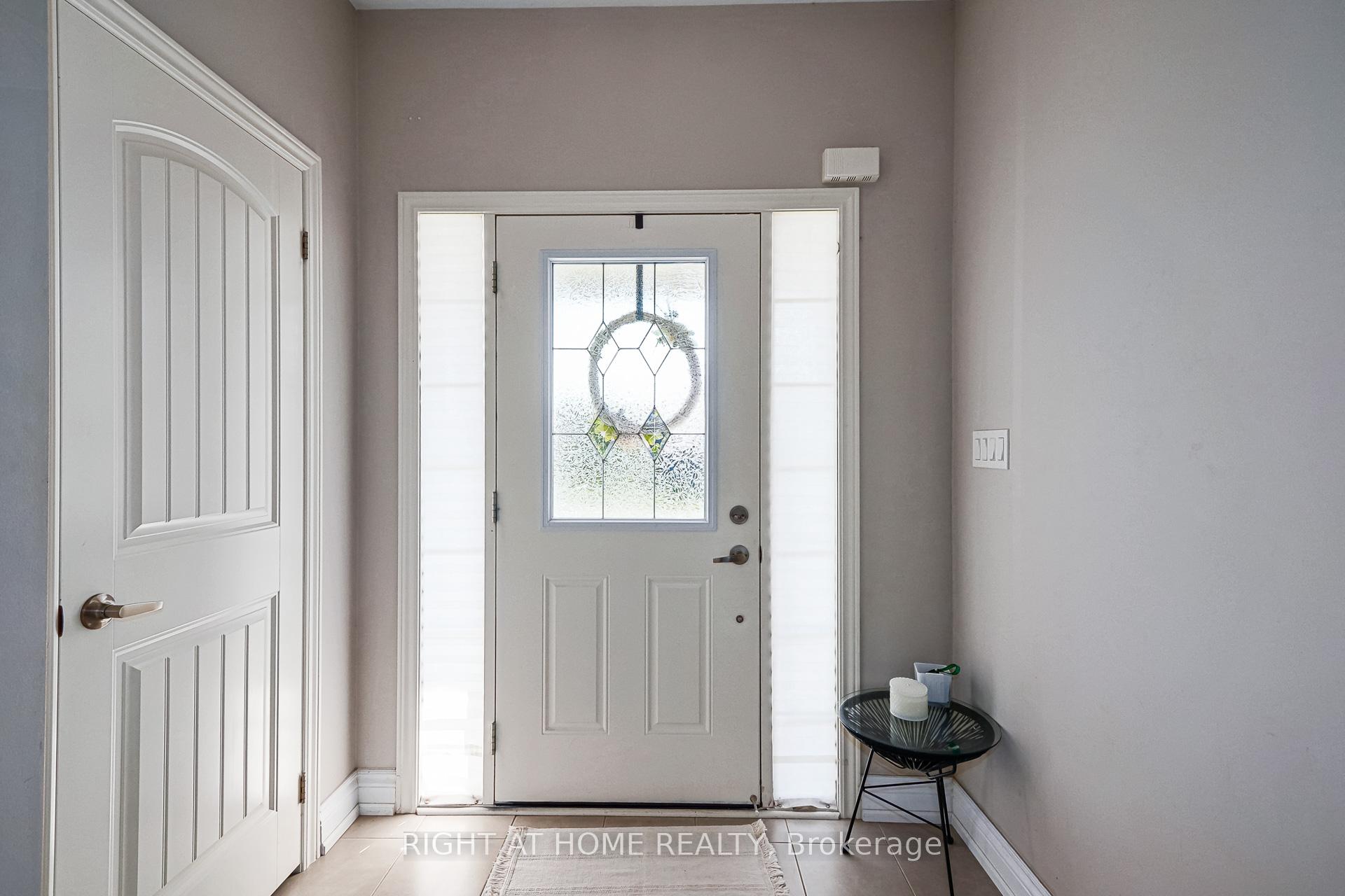 Photo 7 of 222 Springfield Crescent, Clearview, Stayner — HOMEH
