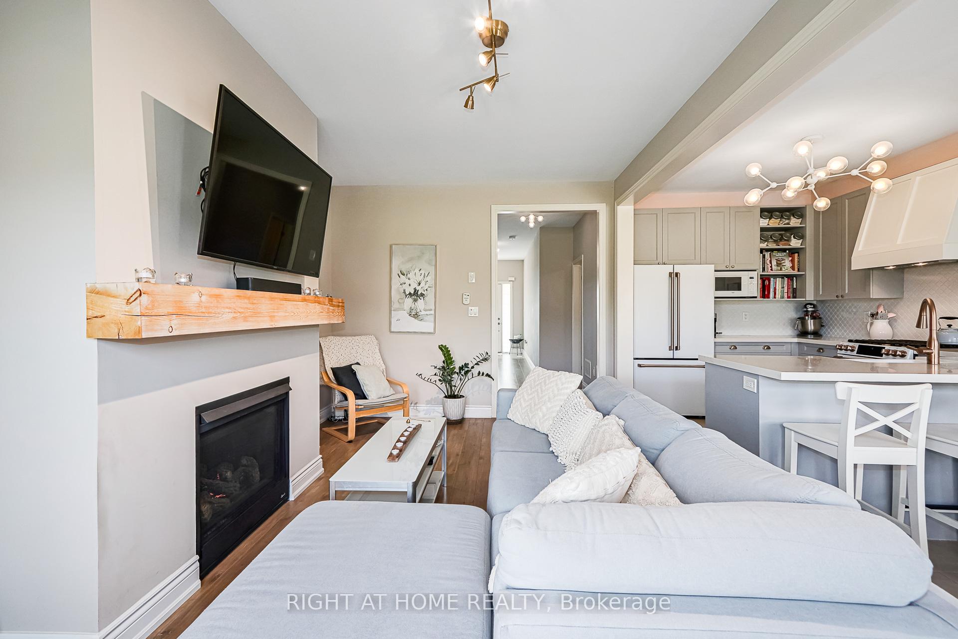 Photo 23 of 222 Springfield Crescent, Clearview, Stayner — HOMEH