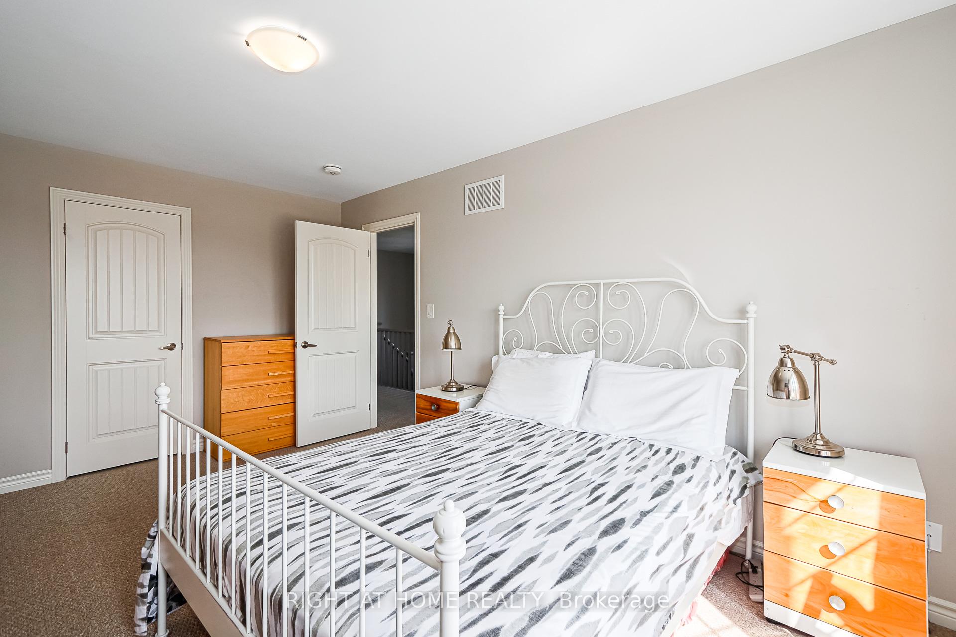 Photo 15 of 222 Springfield Crescent, Clearview, Stayner — HOMEH