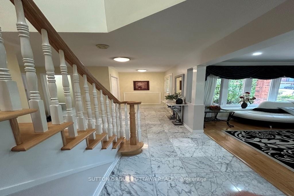 Photo 6 of 32 Cellini Court W, Ottawa, Hunt Club Park — HOMEH
