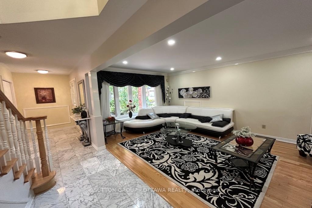 Photo 7 of 32 Cellini Court W, Ottawa, Hunt Club Park — HOMEH