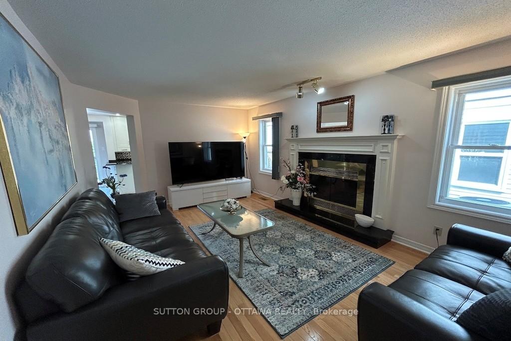 Photo 13 of 32 Cellini Court W, Ottawa, Hunt Club Park — HOMEH
