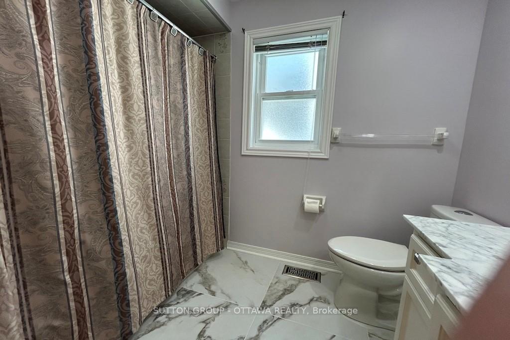 Photo 31 of 32 Cellini Court W, Ottawa, Hunt Club Park — HOMEH