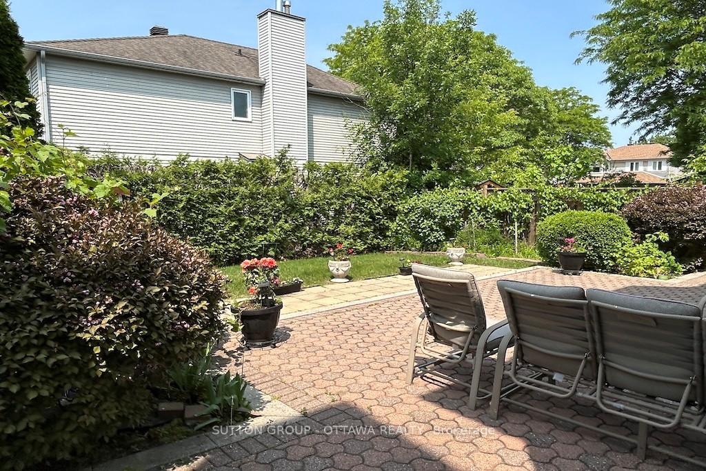 Photo 46 of 32 Cellini Court W, Ottawa, Hunt Club Park — HOMEH