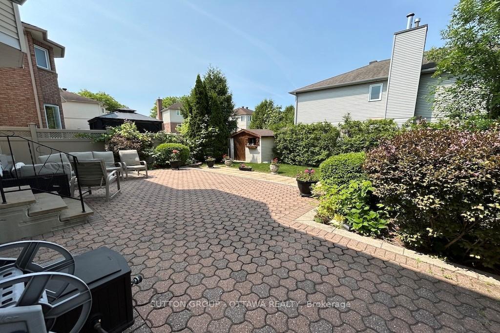 Photo 50 of 32 Cellini Court W, Ottawa, Hunt Club Park — HOMEH