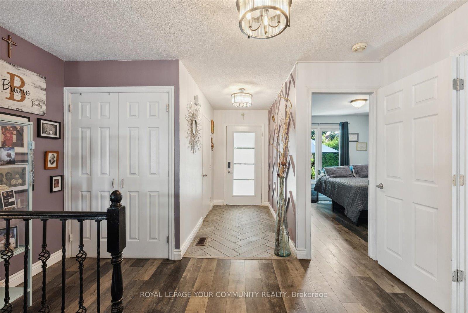 Photo 2 of 28 Richvale Drive S, Brampton, Heart Lake East — HOMEH
