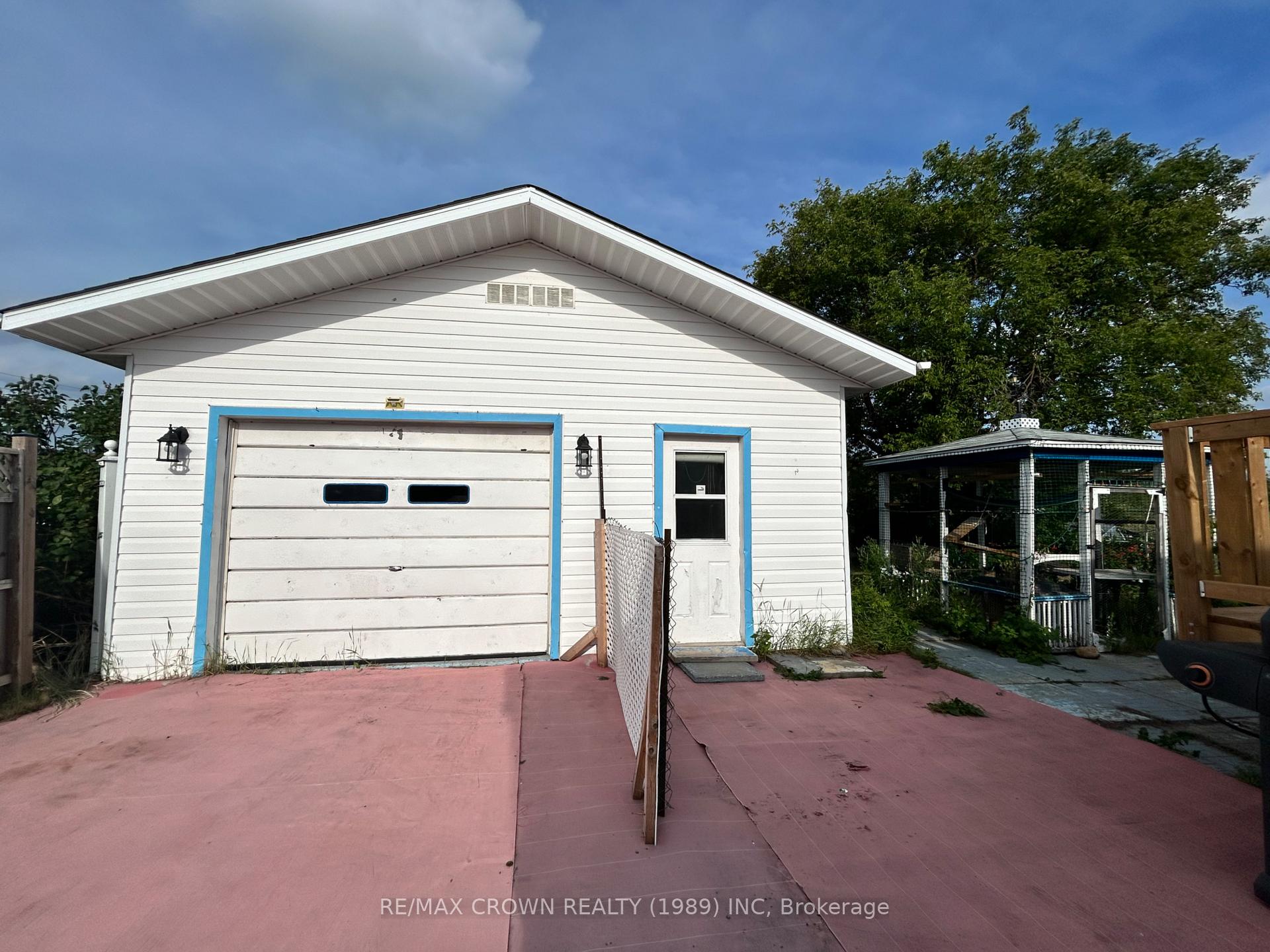 Photo 5 of 80 Brunelle Road S, Kapuskasing — HOMEH