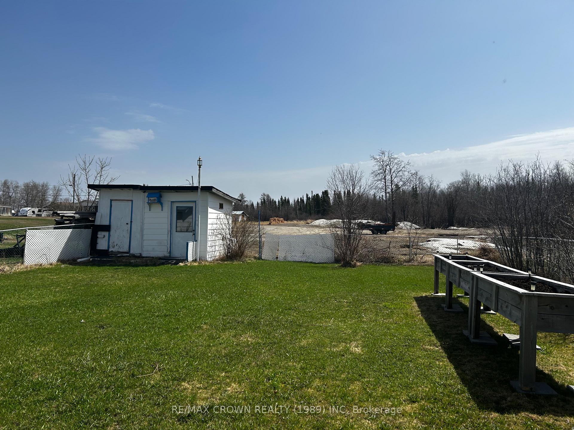 Photo 9 of 80 Brunelle Road S, Kapuskasing — HOMEH