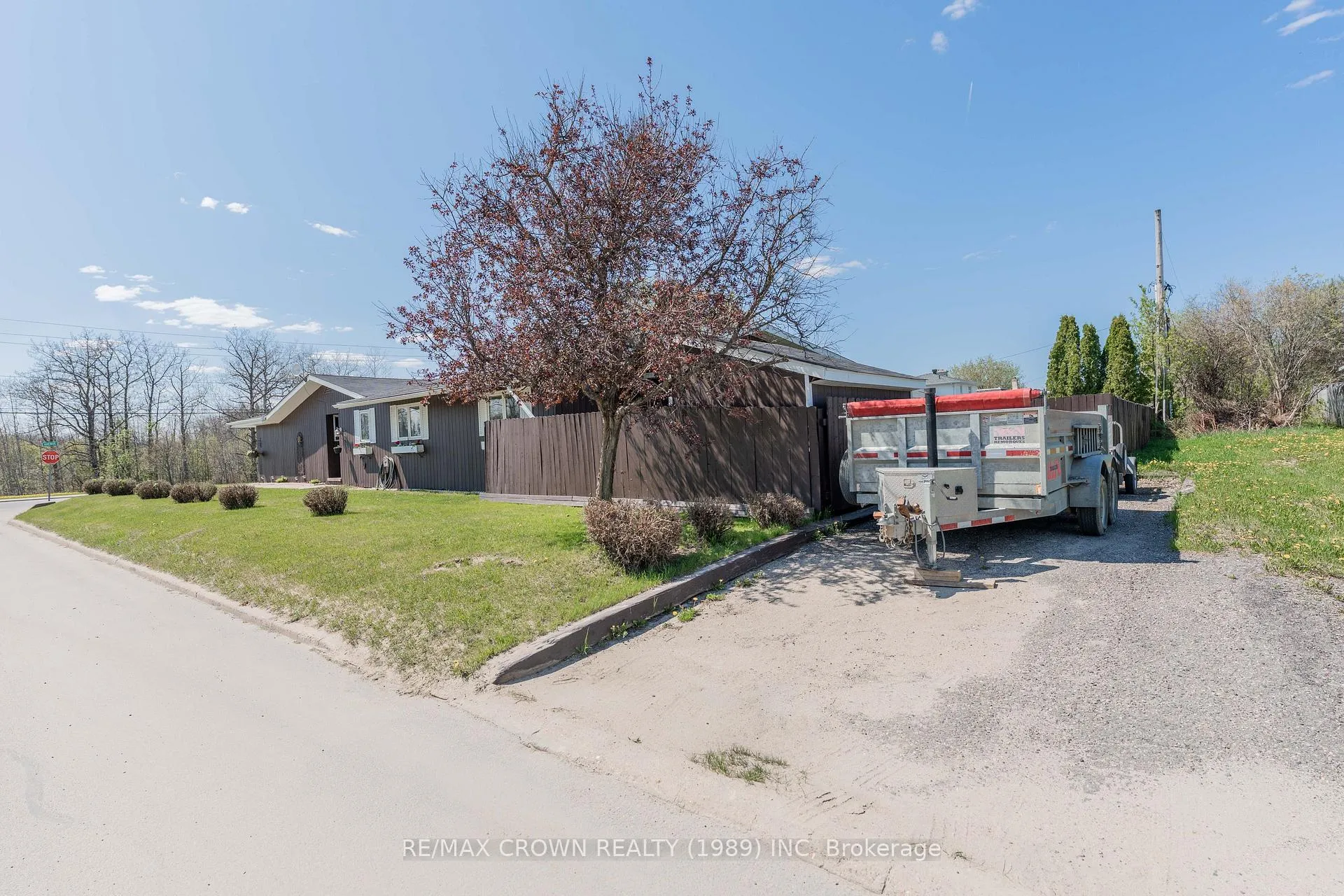 Photo 50 of 85 Avenue Road, Kapuskasing — HOMEH