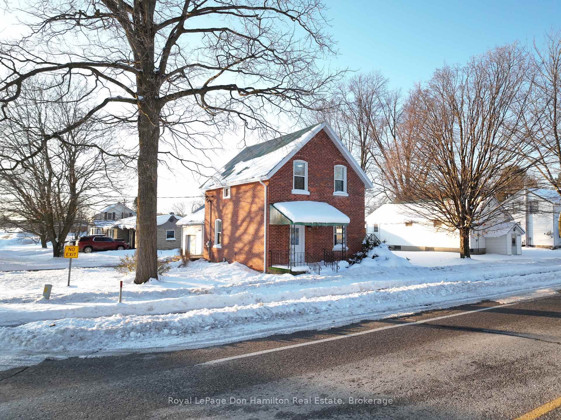 Photo 4 of 3049 Queen Street, Howick — HOMEH