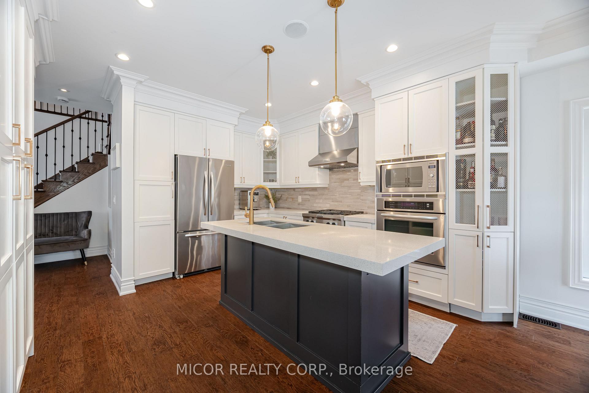 Photo 8 of 32 Summit Ridge Drive, King, Schomberg — HOMEH