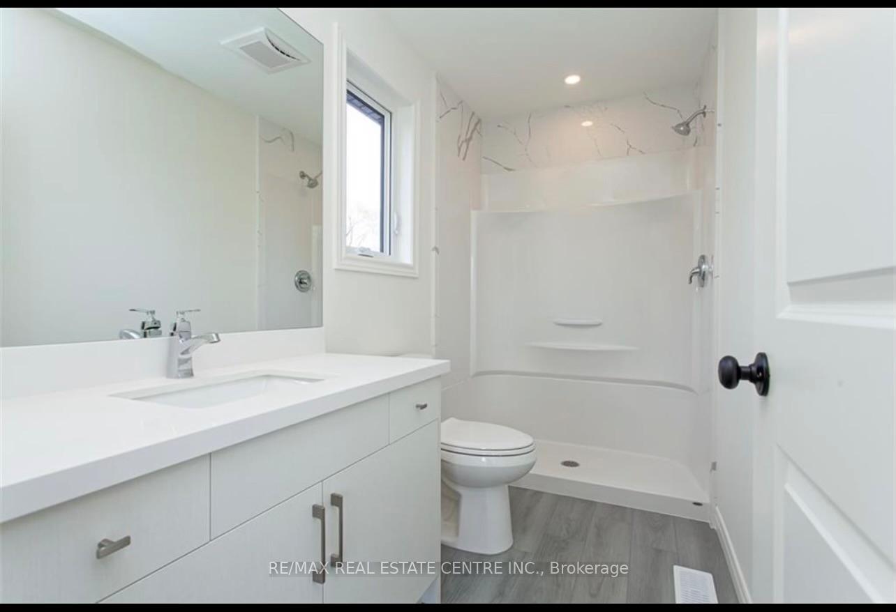 Photo 7 of 730 Knox Avenue, Hamilton, Parkview — HOMEH