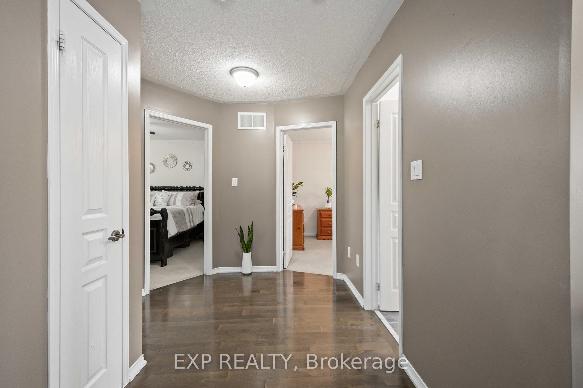 Photo 21 of 209 Norland Circle, Oshawa, Windfields — HOMEH