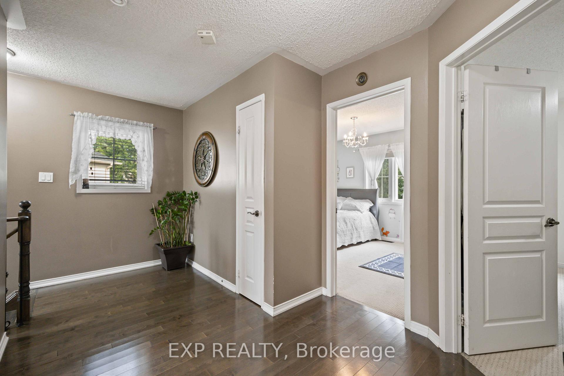 Photo 20 of 209 Norland Circle, Oshawa, Windfields — HOMEH