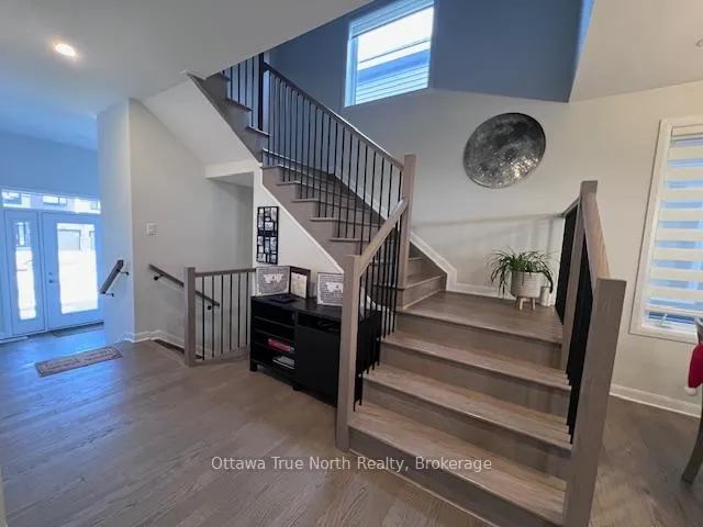 Photo 2 of 137 Invention Boulevard, Ottawa, Kanata - Morgan's Grant/South March — HOMEH