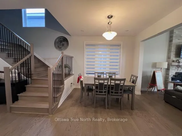 Photo 4 of 137 Invention Boulevard, Ottawa, Kanata - Morgan's Grant/South March — HOMEH