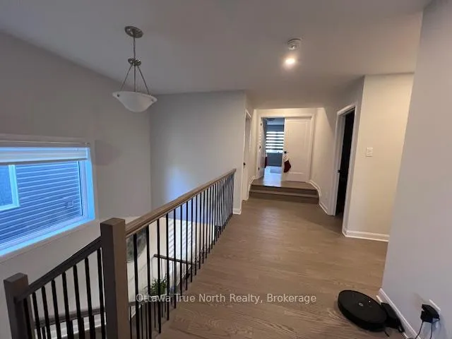 Photo 13 of 137 Invention Boulevard, Ottawa, Kanata - Morgan's Grant/South March — HOMEH