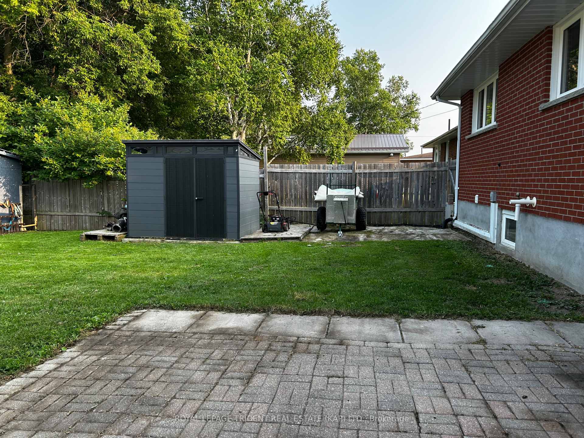 Photo 8 of 19 Ottawa Street E, Kapuskasing — HOMEH
