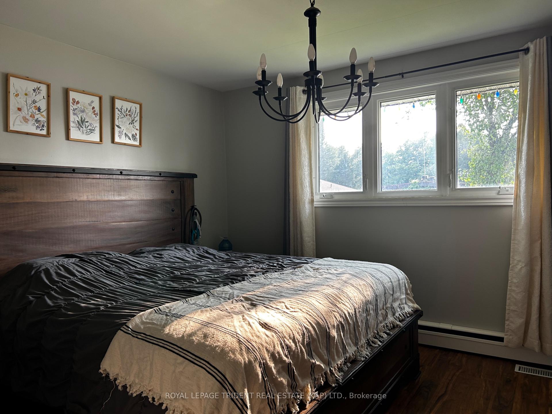 Photo 19 of 19 Ottawa Street E, Kapuskasing — HOMEH