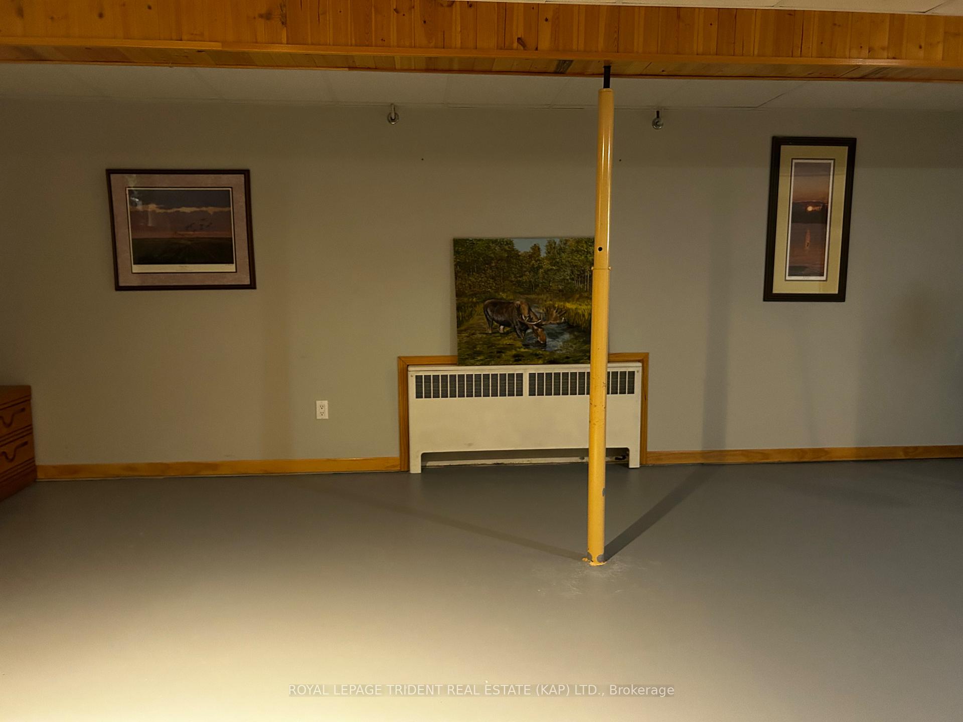 Photo 35 of 19 Ottawa Street E, Kapuskasing — HOMEH