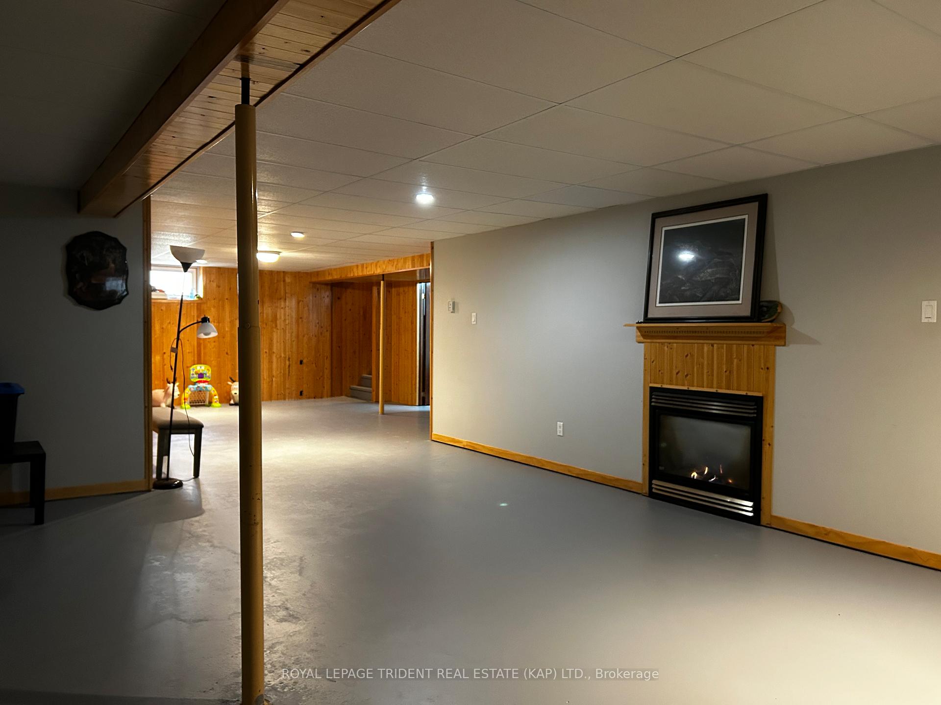 Photo 36 of 19 Ottawa Street E, Kapuskasing — HOMEH