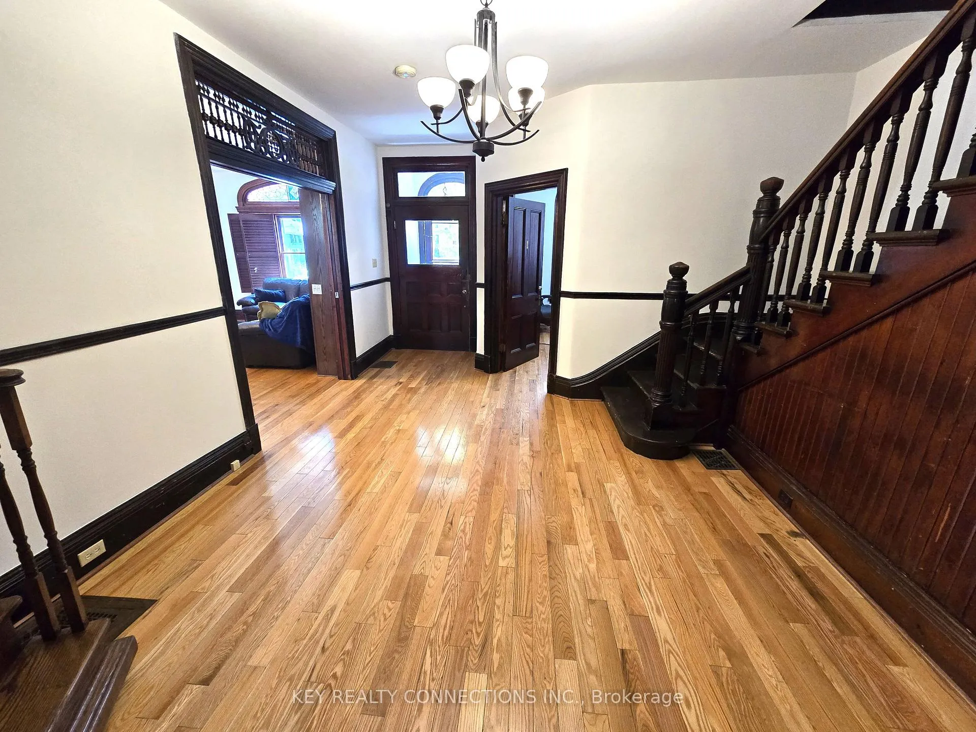 Photo 13 of 208 King Street E, Kingston, Central City East — HOMEH