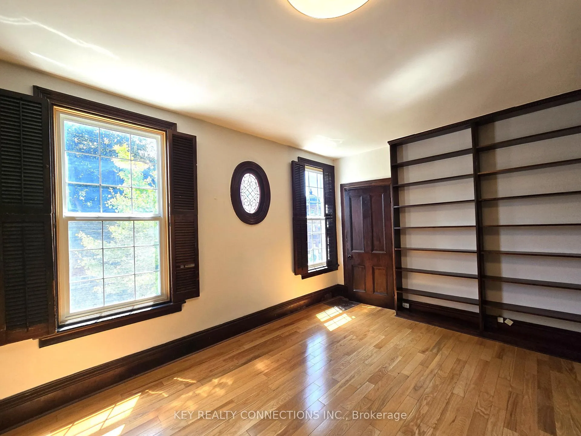 Photo 31 of 208 King Street E, Kingston, Central City East — HOMEH
