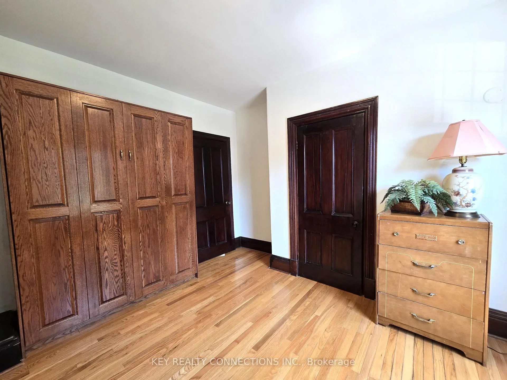 Photo 34 of 208 King Street E, Kingston, Central City East — HOMEH