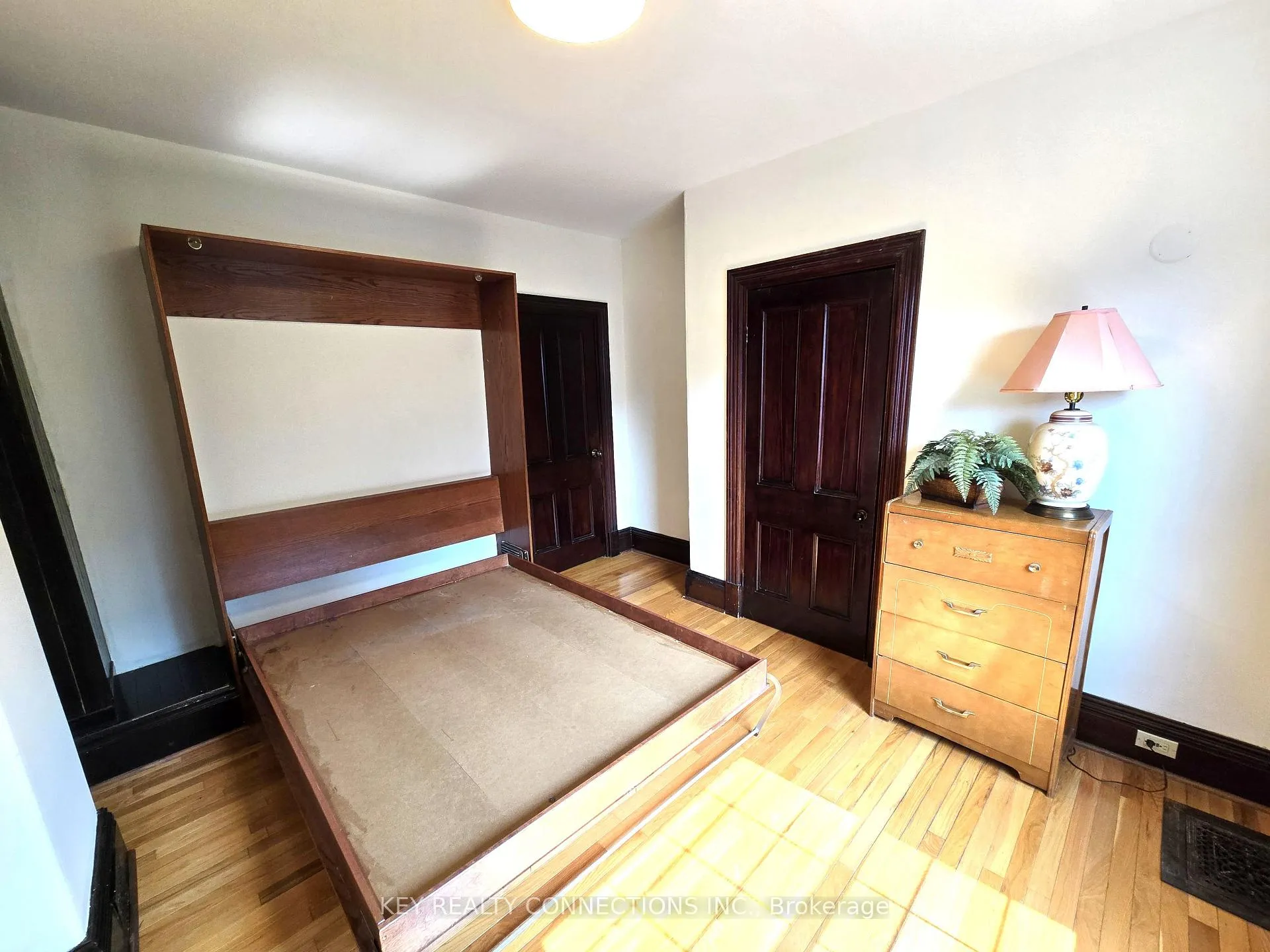 Photo 35 of 208 King Street E, Kingston, Central City East — HOMEH
