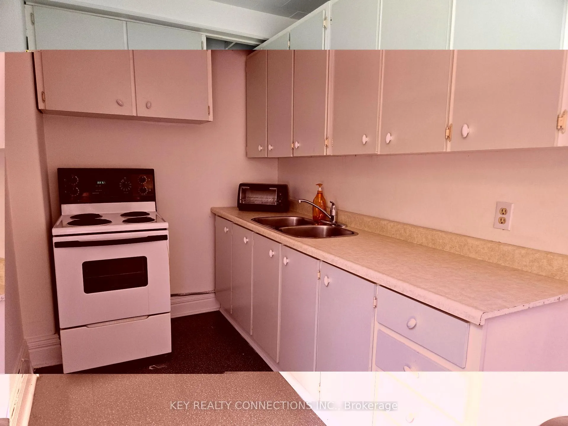 Photo 36 of 208 King Street E, Kingston, Central City East — HOMEH