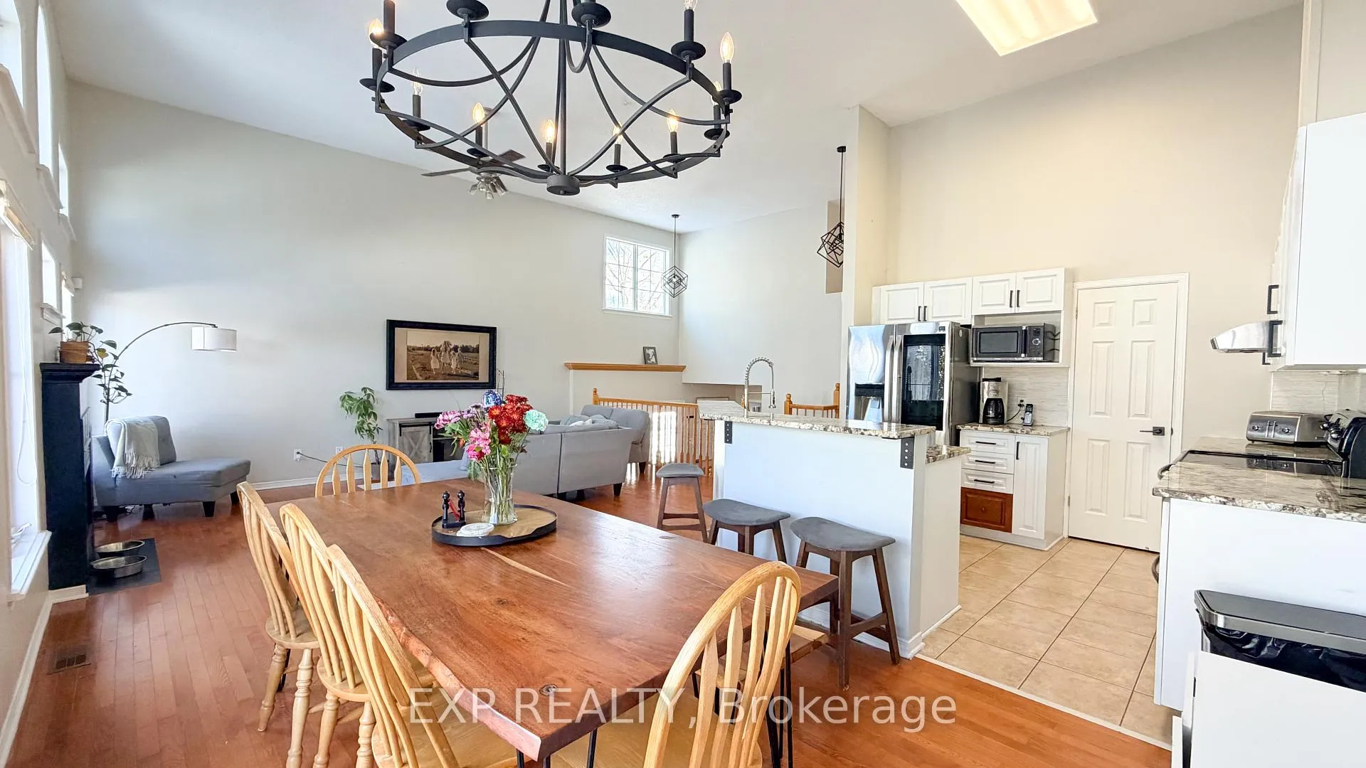 Photo 13 of 101 Macassa Circle, Ottawa, Kanata - Kanata Lakes/Heritage Hills — HOMEH