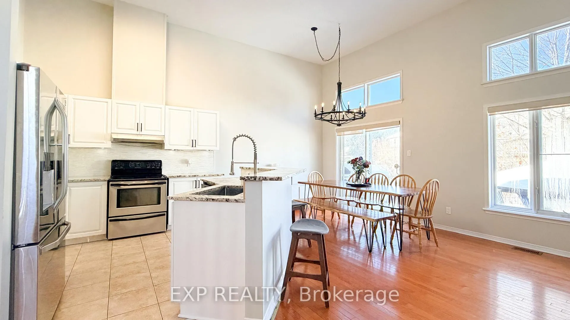 Photo 15 of 101 Macassa Circle, Ottawa, Kanata - Kanata Lakes/Heritage Hills — HOMEH