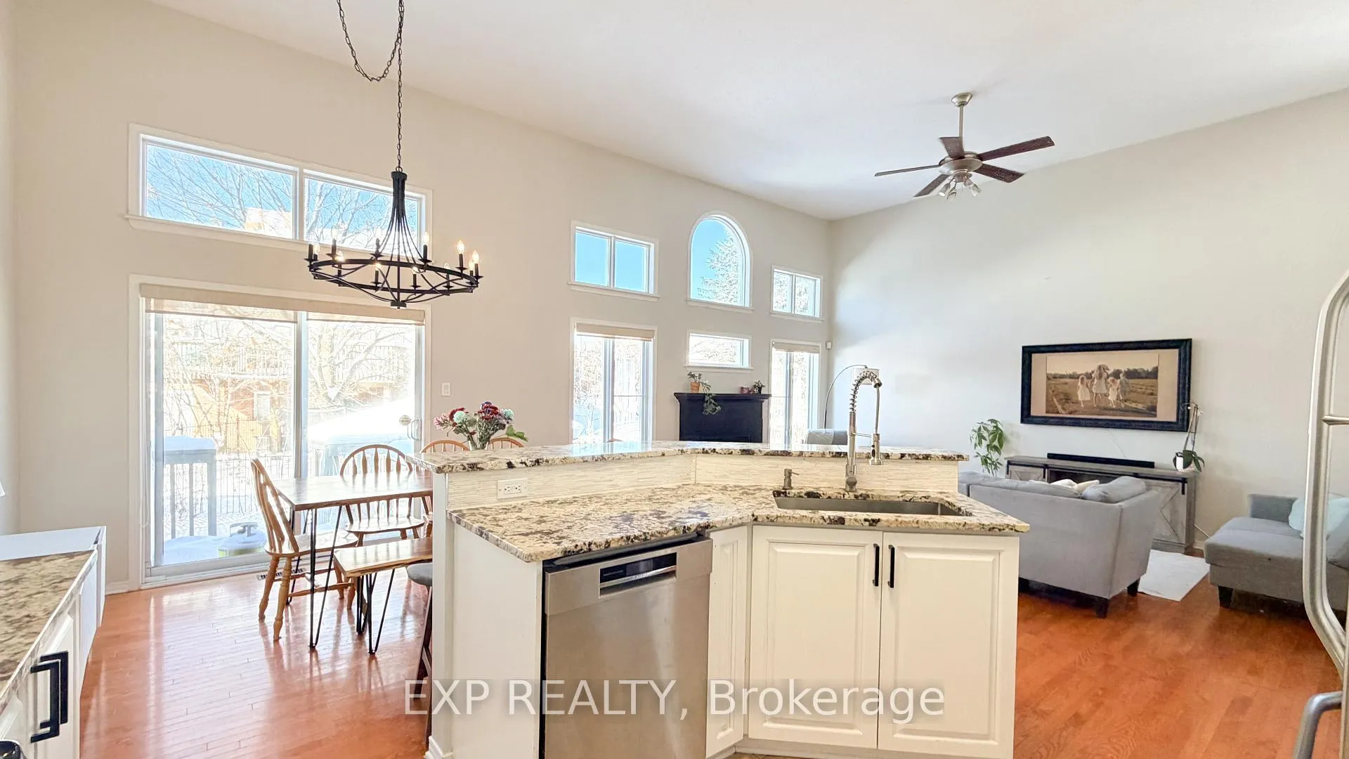 Photo 16 of 101 Macassa Circle, Ottawa, Kanata - Kanata Lakes/Heritage Hills — HOMEH