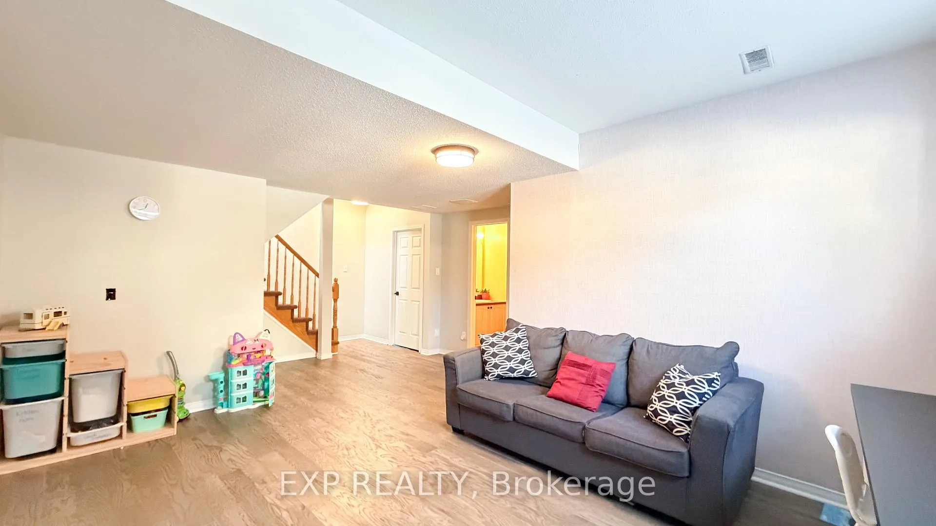 Photo 40 of 101 Macassa Circle, Ottawa, Kanata - Kanata Lakes/Heritage Hills — HOMEH