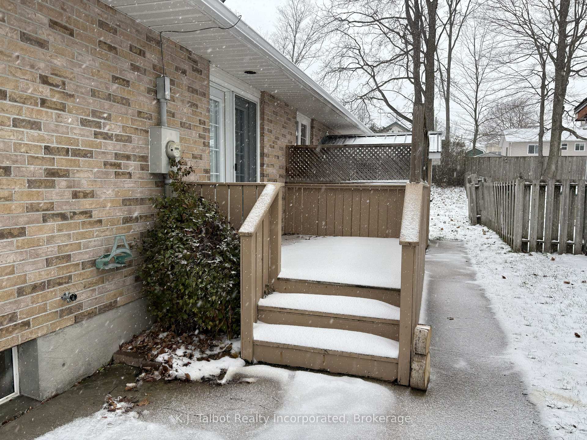 Photo 3 of 23 Coleman Street, Huron East, Seaforth — HOMEH