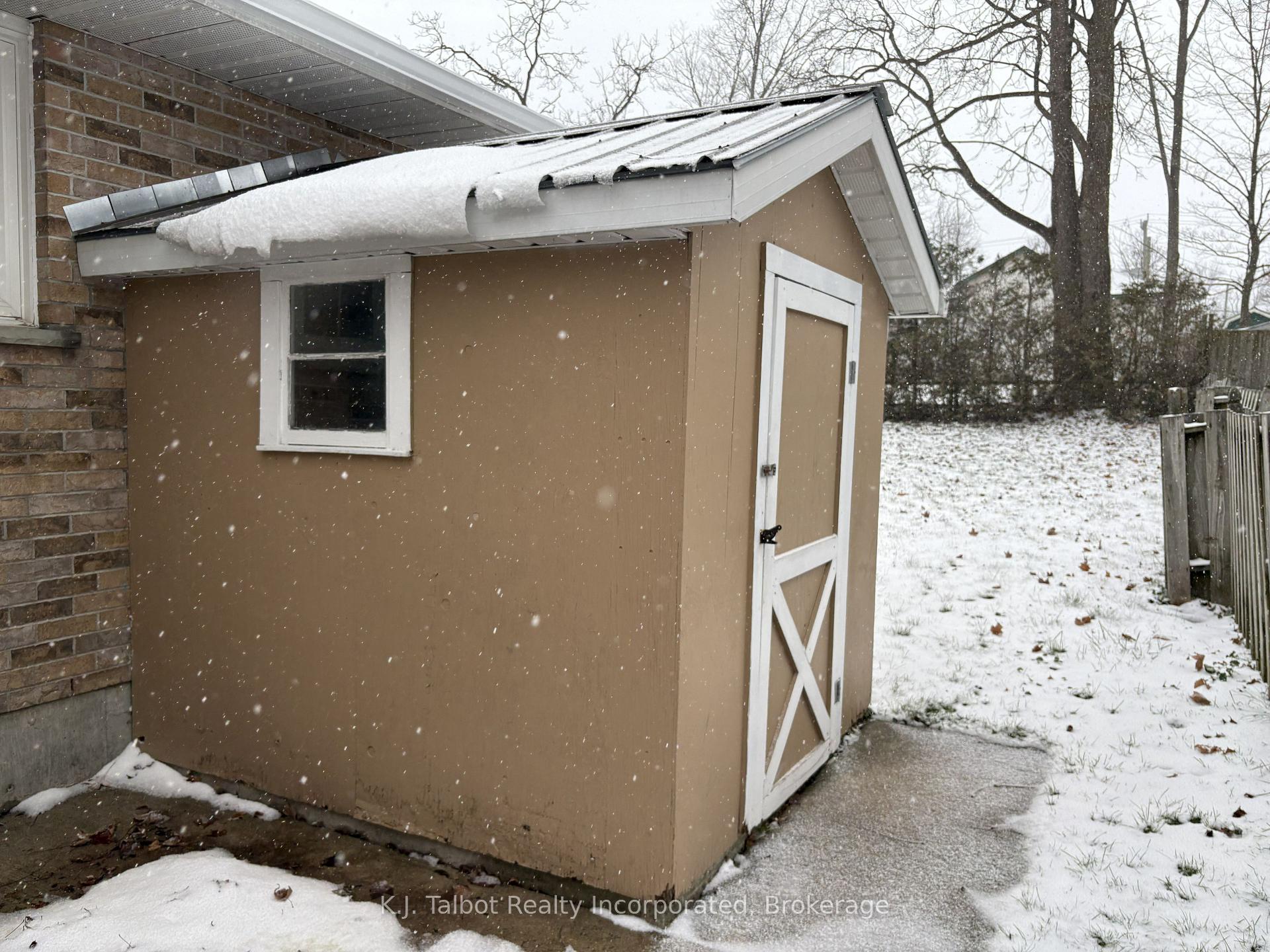 Photo 4 of 23 Coleman Street, Huron East, Seaforth — HOMEH