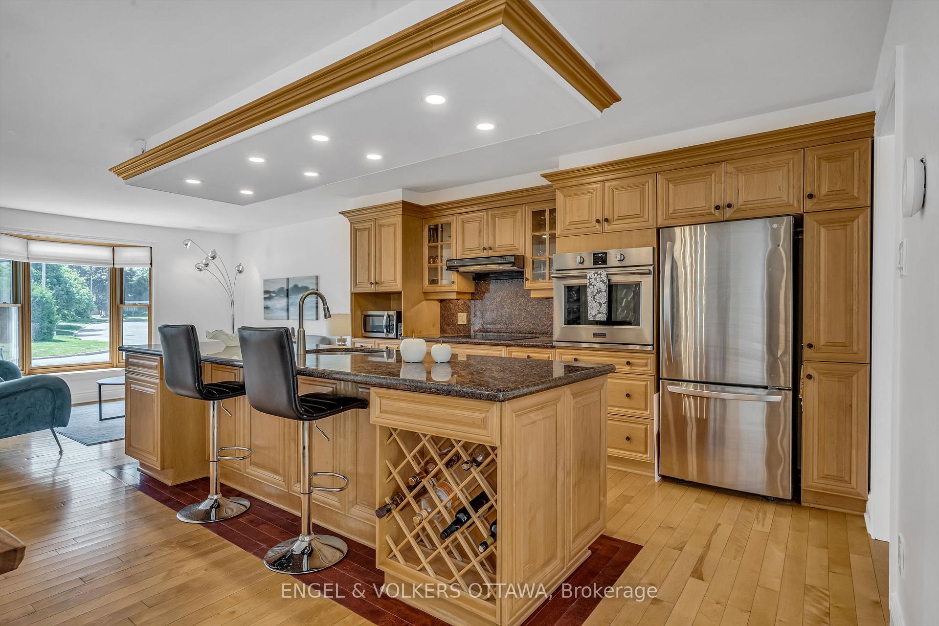 Photo 7 of 1369 Fontenay Crescent, Ottawa, South Keys — HOMEH