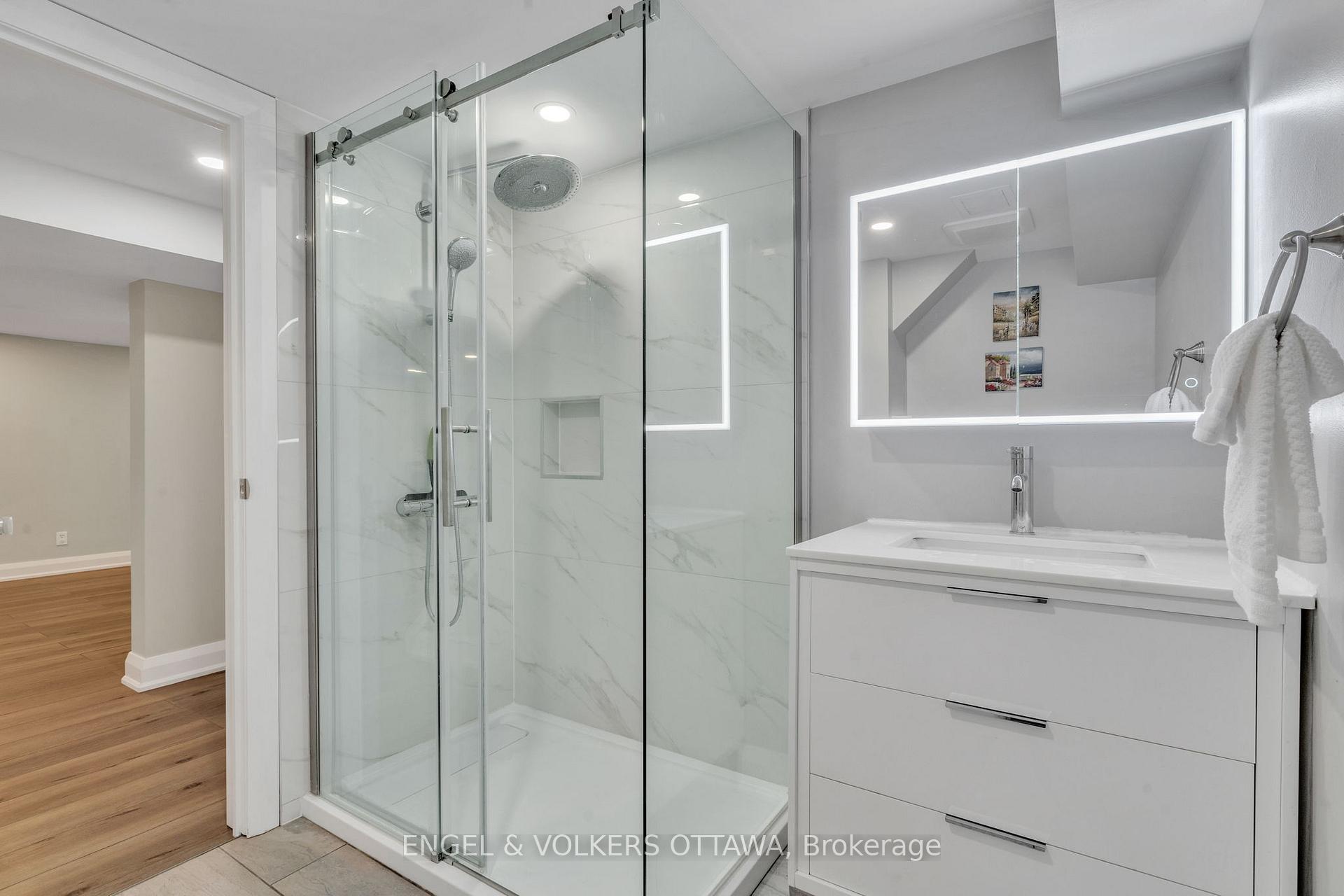 Photo 21 of 1369 Fontenay Crescent, Ottawa, South Keys — HOMEH