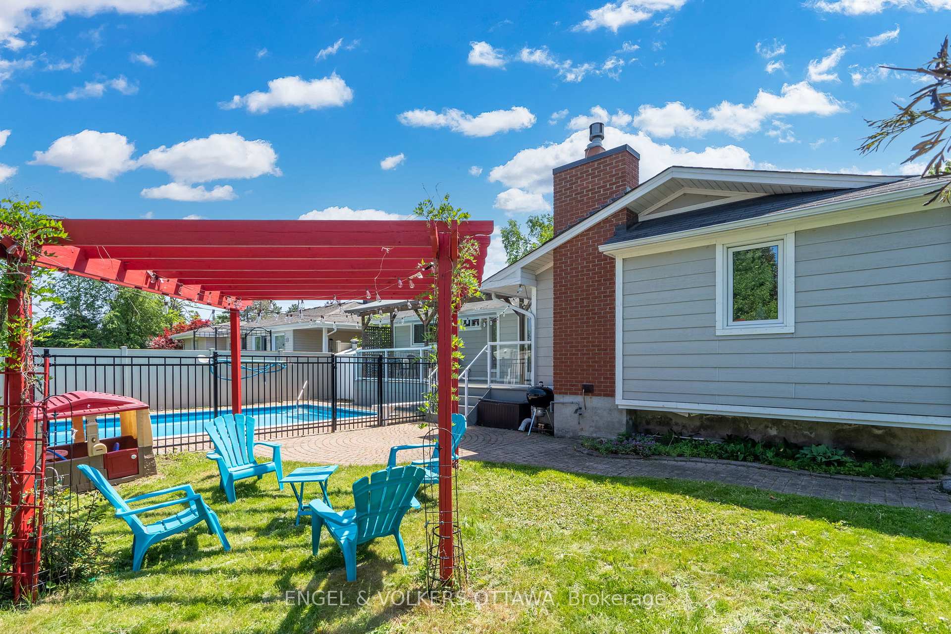 Photo 23 of 1369 Fontenay Crescent, Ottawa, South Keys — HOMEH