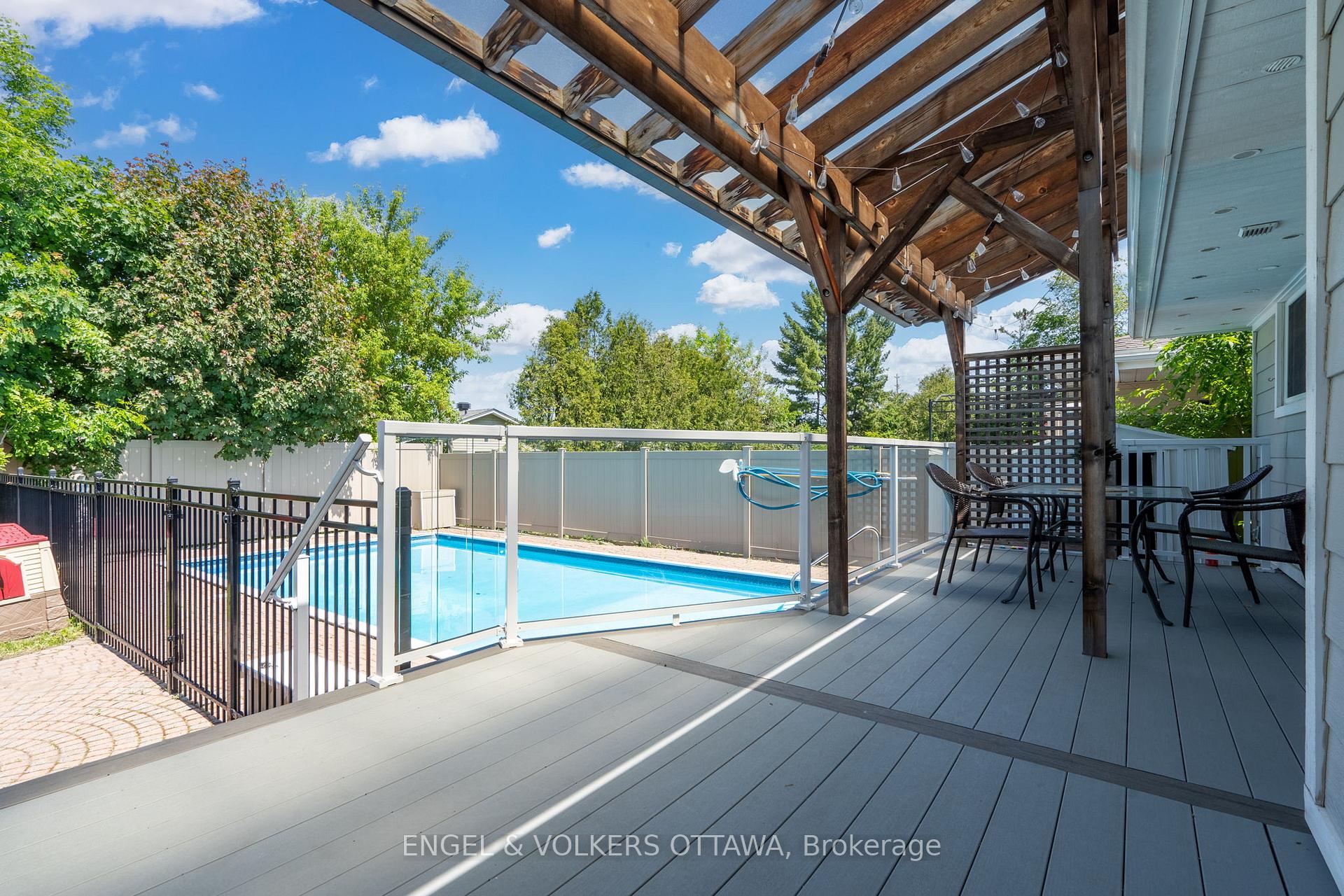 Photo 28 of 1369 Fontenay Crescent, Ottawa, South Keys — HOMEH
