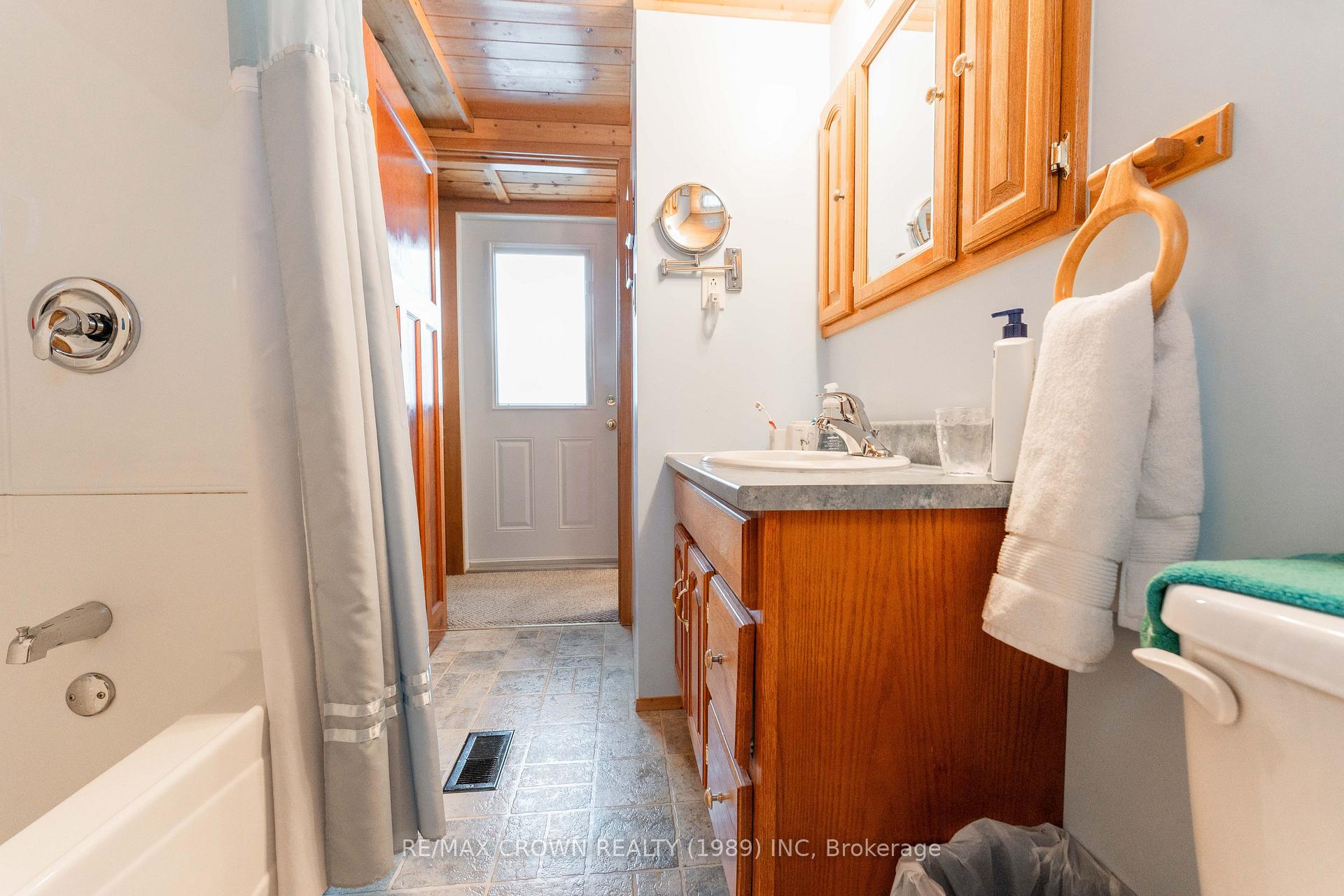 Photo 24 of Unit Val Rita, 9 Du Parc Avenue, Kapuskasing — HOMEH
