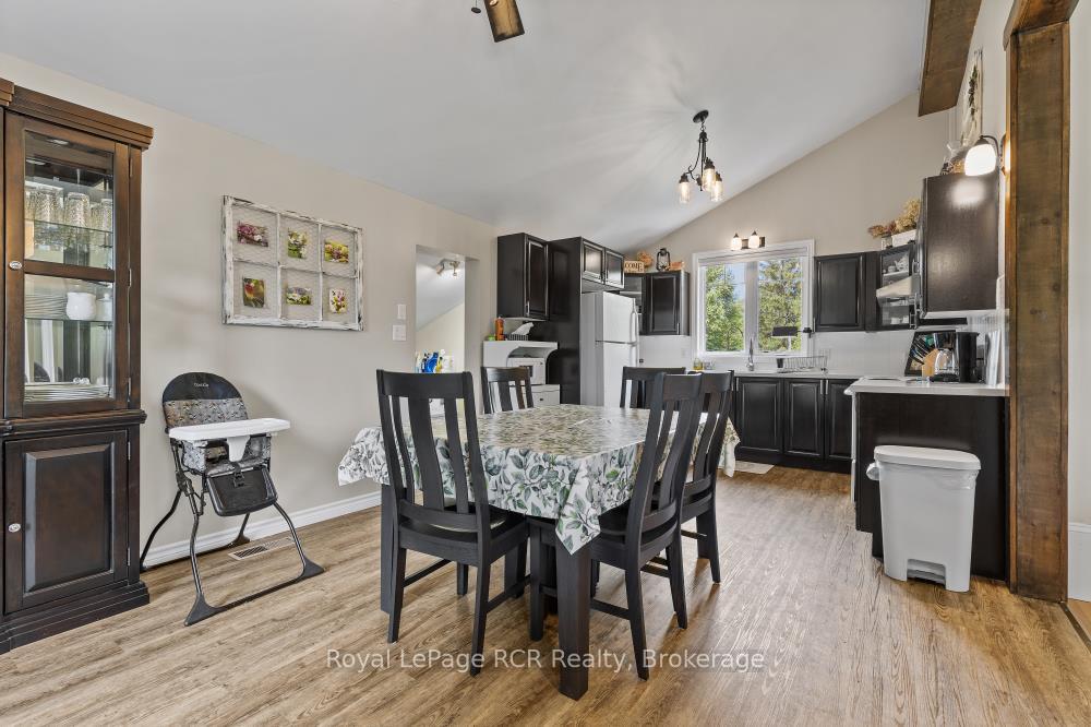 Photo 11 of 45001 Lakelet Road, Howick — HOMEH